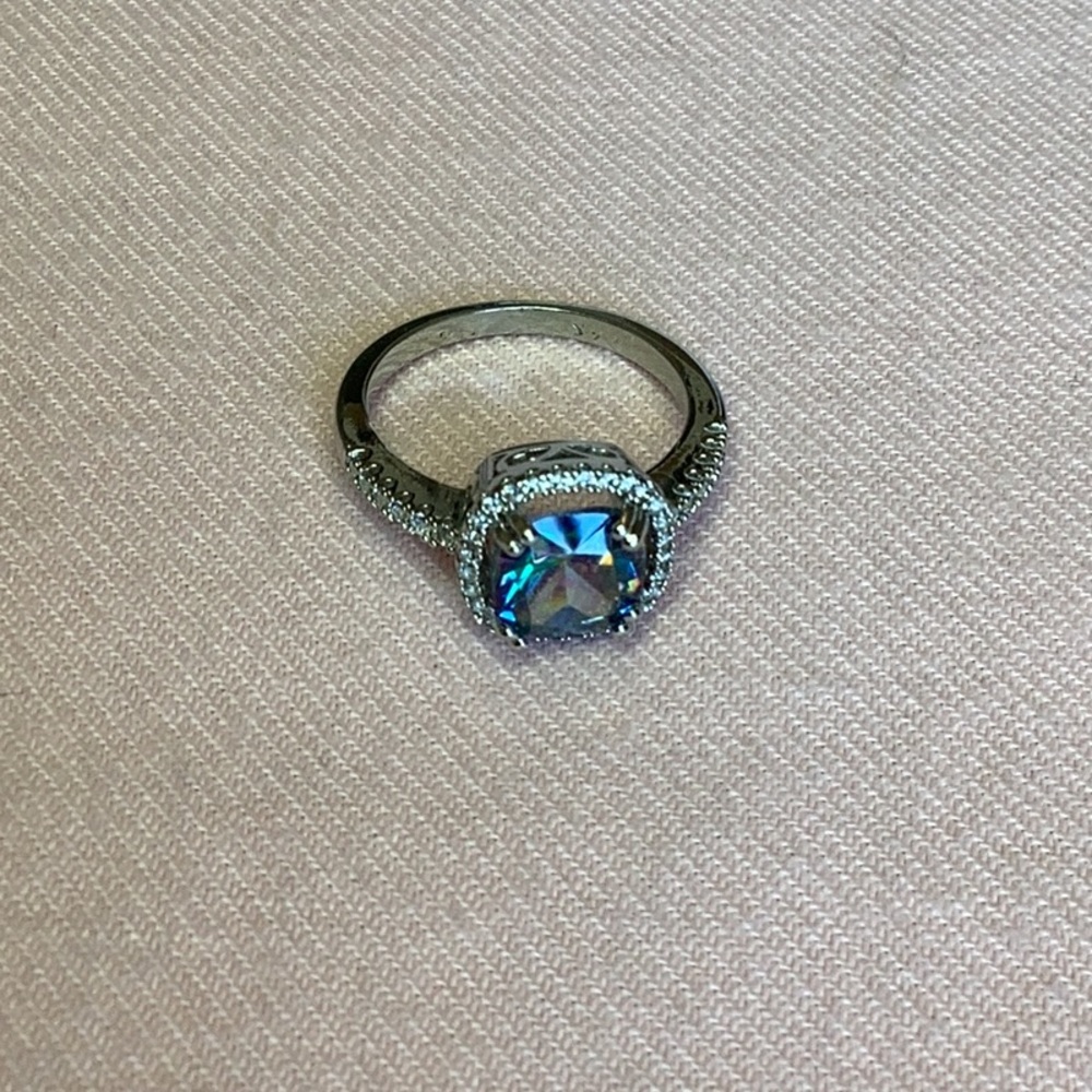FINAL SALE PRICE Marked 925 Silver Mystic & White Topaz Ring - Picture 3 of 8